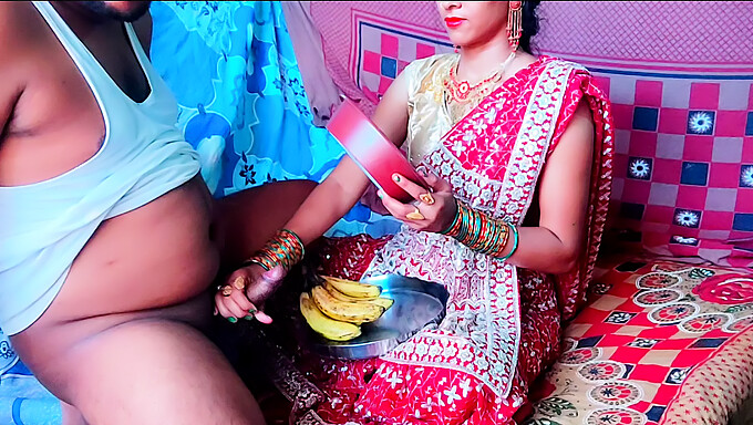 Pengantin Baru India Menikmati Pertemuan Seksual Pertama Mereka Di Karwa Chauth