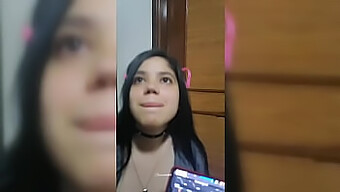 Partneren Min Avbryter Meg Under Et Sex-For-Penger-Spill. (Colombiansk Viral Video)