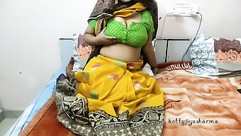 Indian Milf'S Tight Salwar Exposed