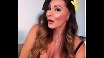 Esperanza Gomez, Bintang Porno Colombia Yang Terkenal, Mengumumkan Persaraan